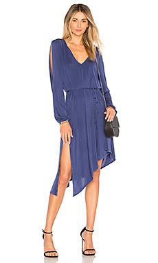 Платье YFB CLOTHING Платье YFB CLOTHING