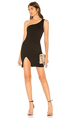 Платье by the way.