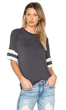 футболка A Fine Line