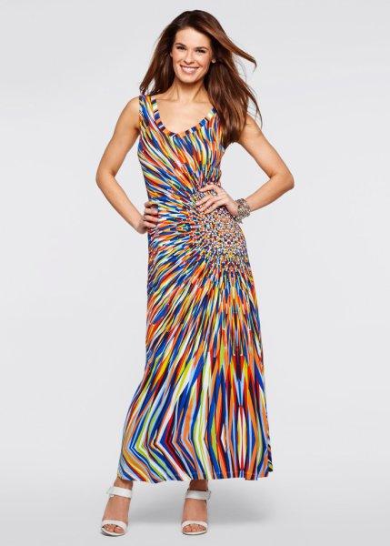 Платье bonprix