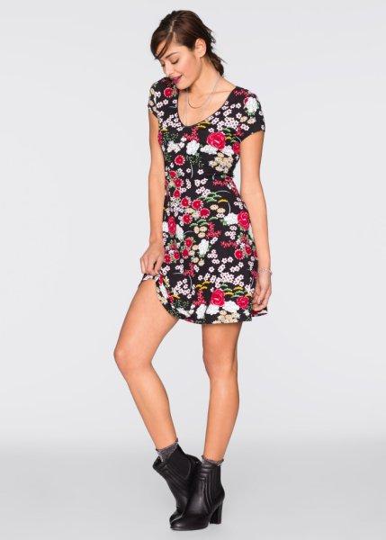 Платье bonprix