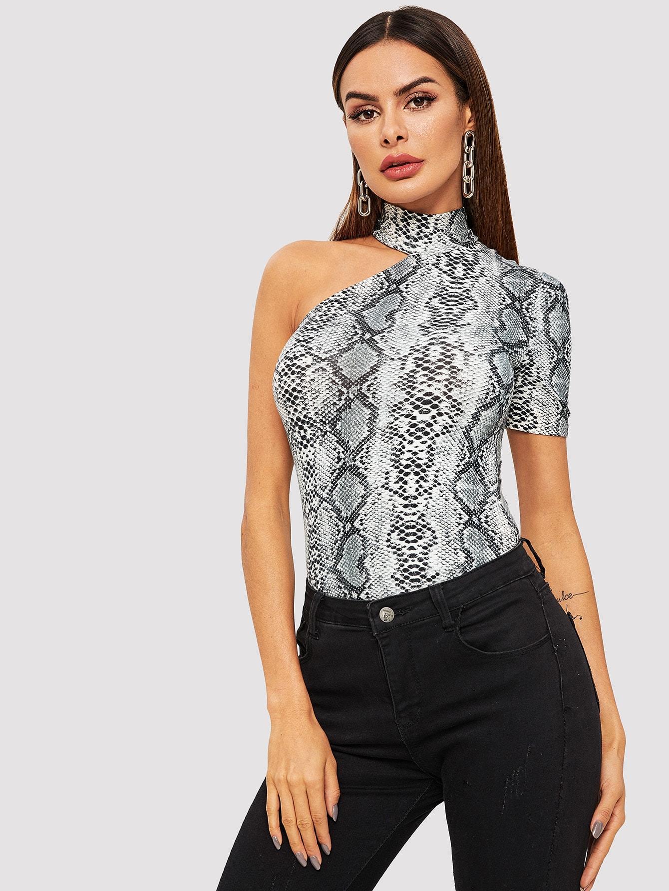 Футболка SheIn