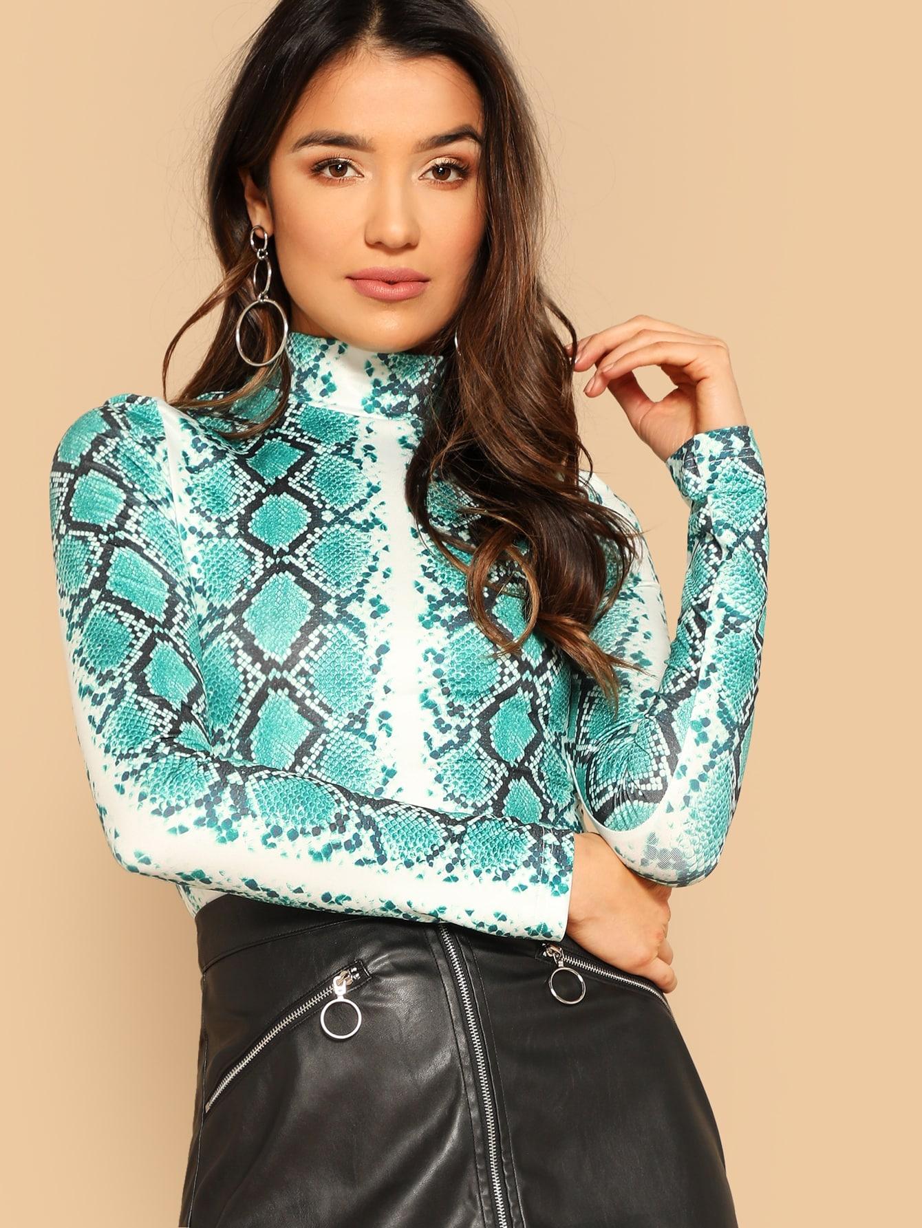 Футболка SheIn