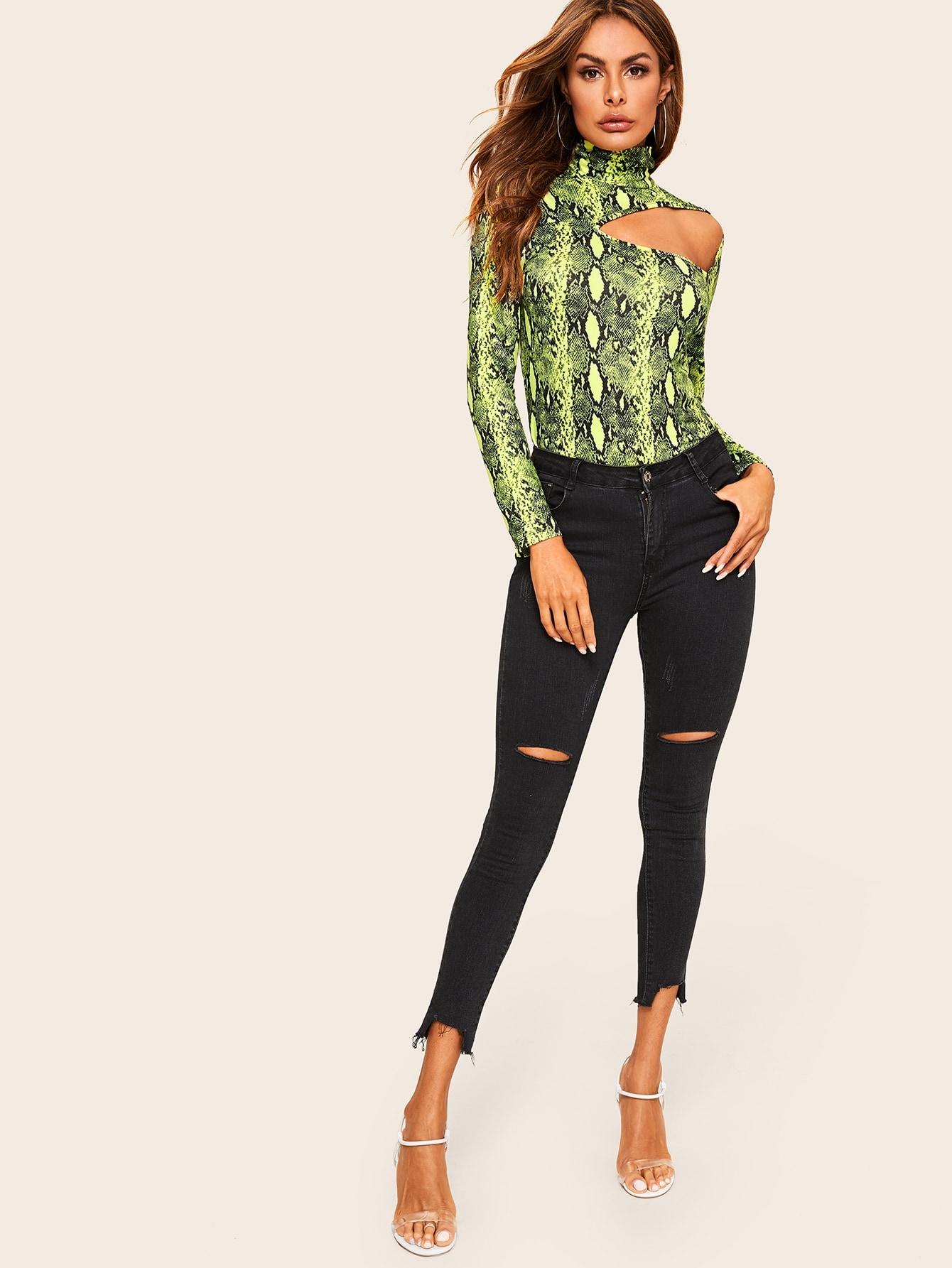 Футболка SheIn