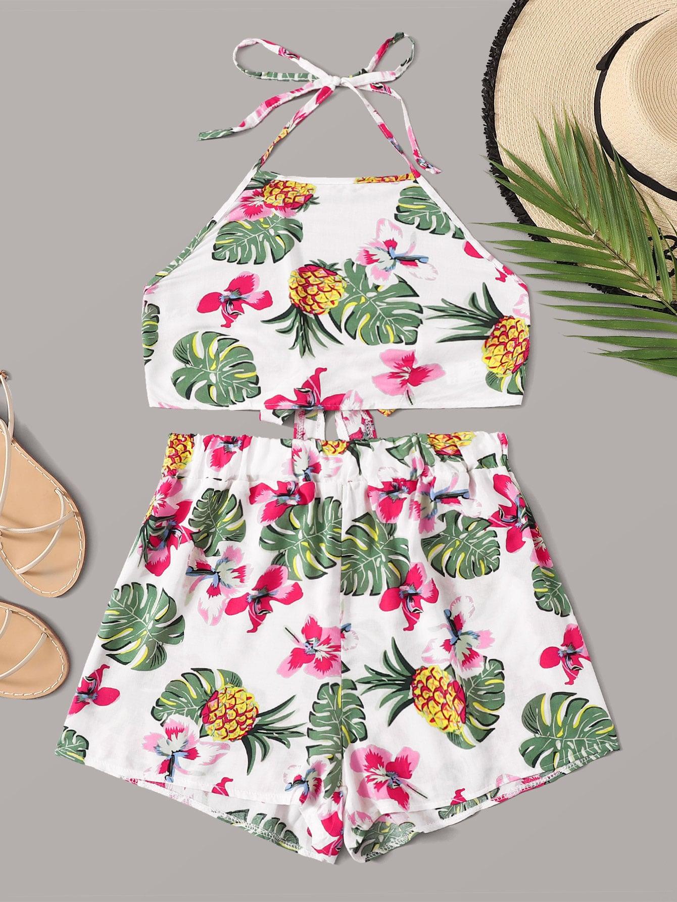 Шорты и топ-халтер с оригинальным принтом Шорты SheIn