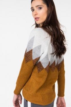 Джемпер B.young