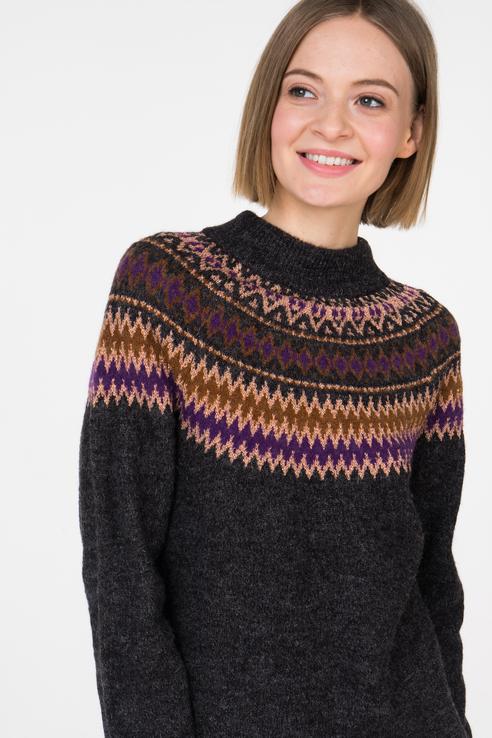 Джемпер B.young