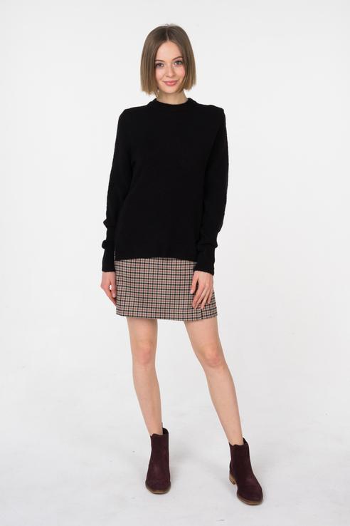 Джемпер B.young