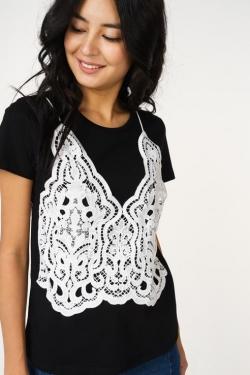 Футболка Daphnea