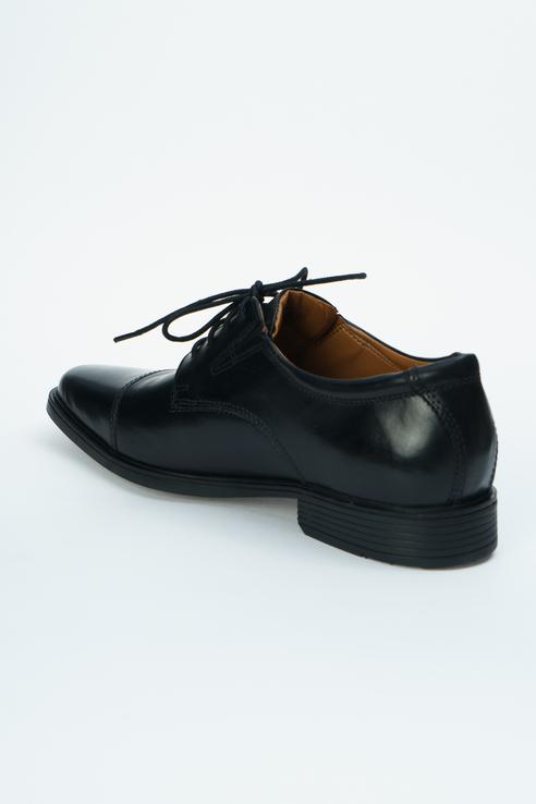 Шарфы и платки Clarks