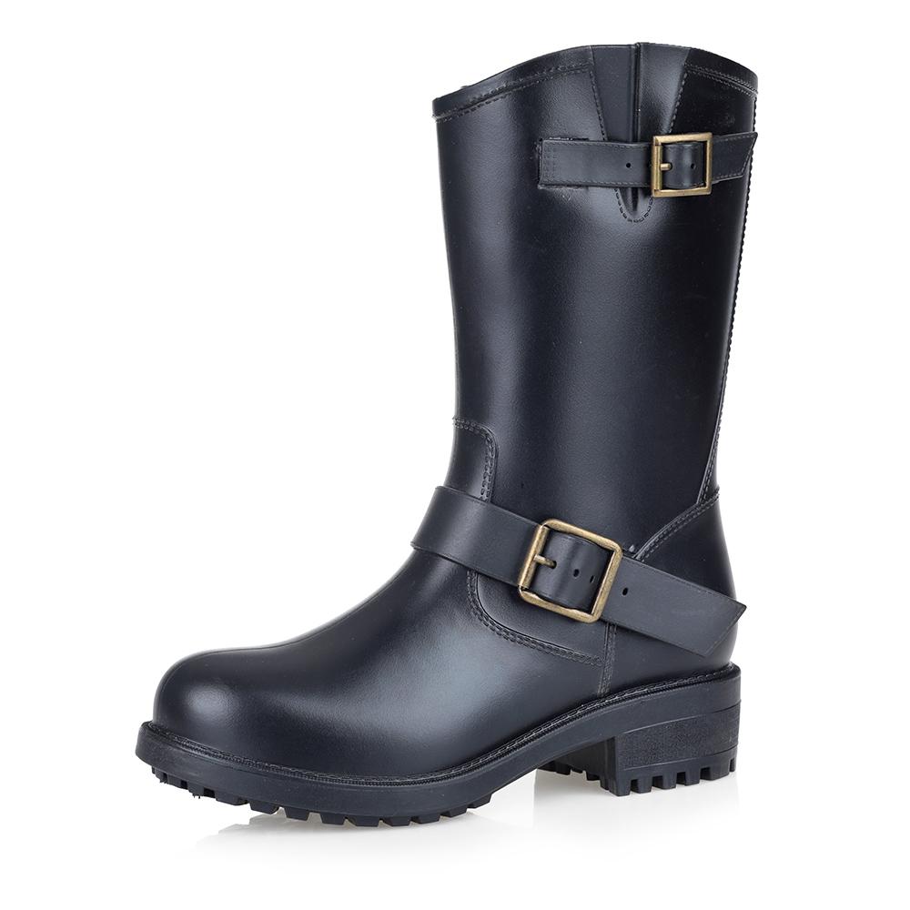 Резиновая обувь  -  цвет