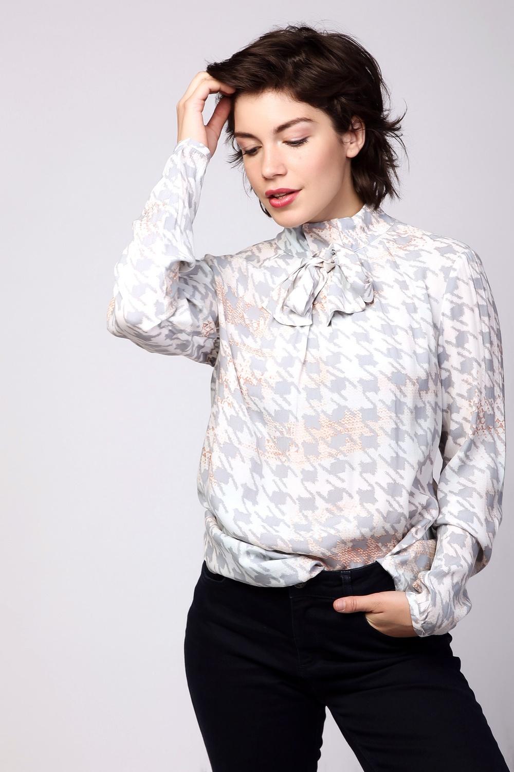 Блузa Passport Блуза Passport