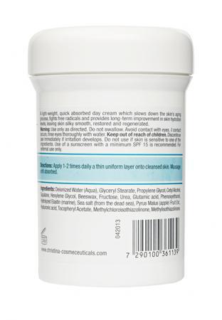 Средство для увлажнения кожи лица Christina