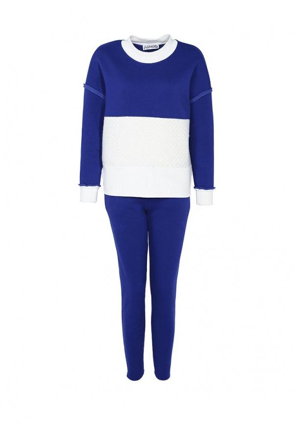 Костюм  - синий цвет