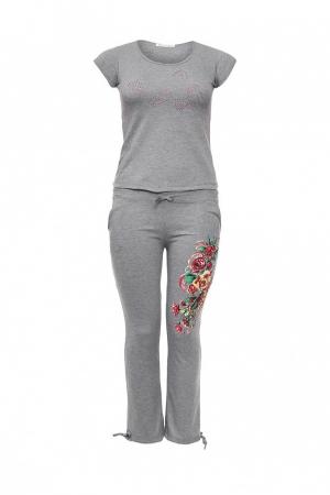 Костюм  - серый цвет