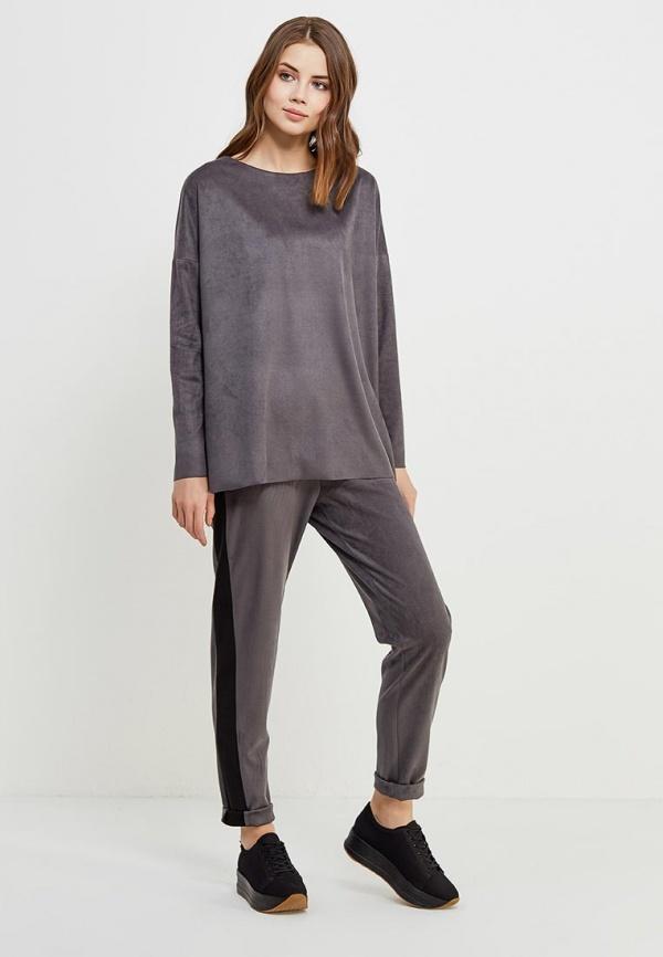 Костюм  - серый цвет