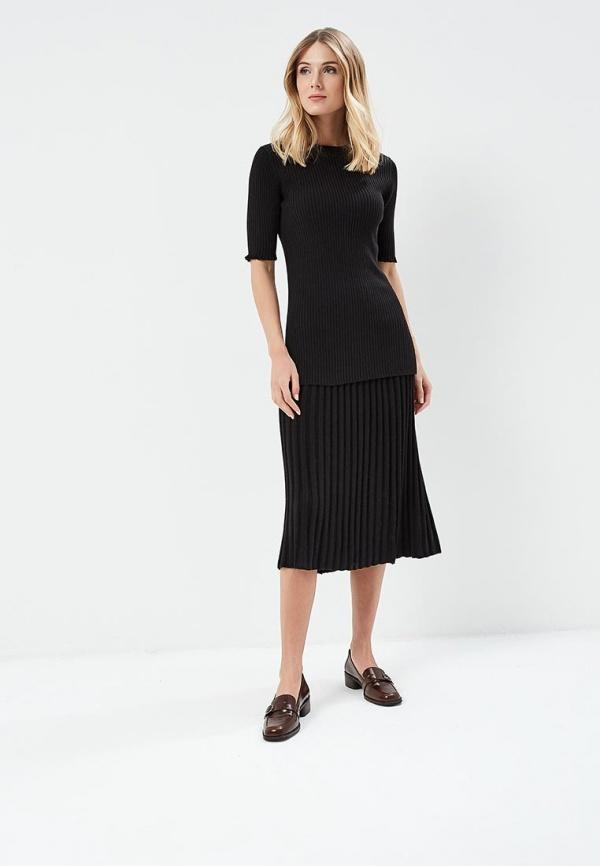 Костюм  - черный цвет