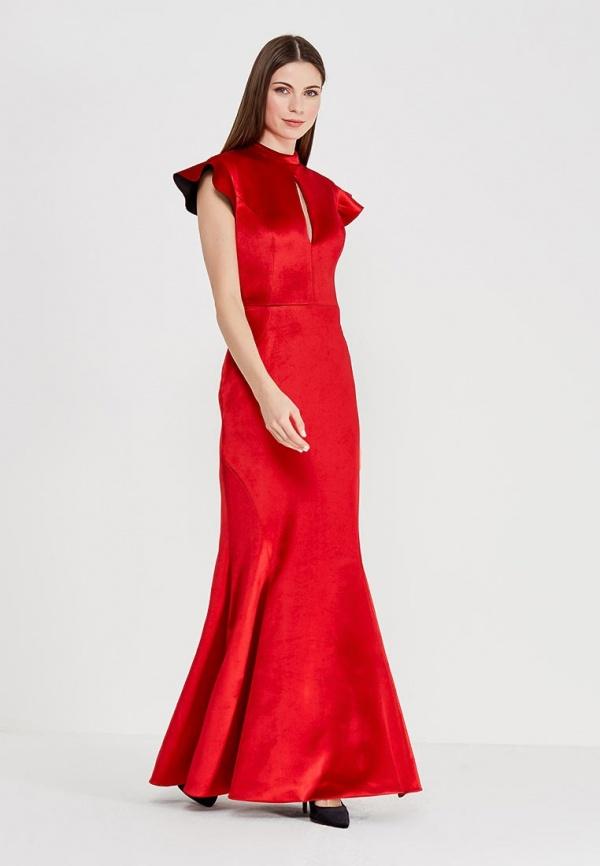 Платье  - красный цвет