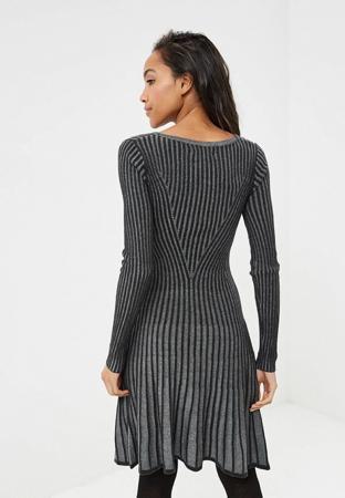 Платье Springfield