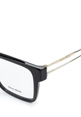 Солнцезащитные очки Miu Miu
