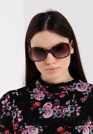 Солнцезащитные очки Versace