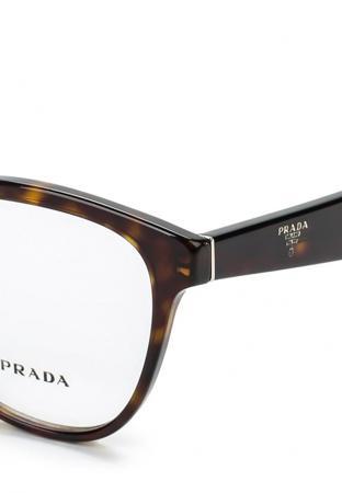 Солнцезащитные очки Prada