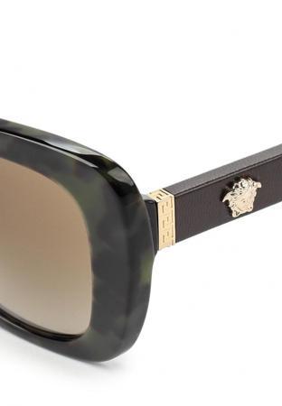 Солнцезащитные очки Versace