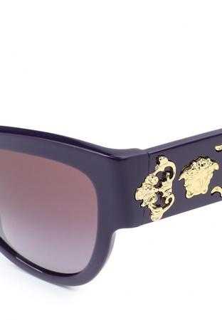 Солнцезащитные очки Versace