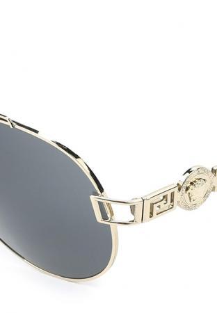 Солнцезащитные очки Versace