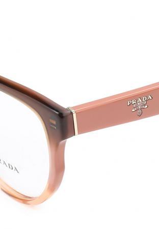 Солнцезащитные очки Prada
