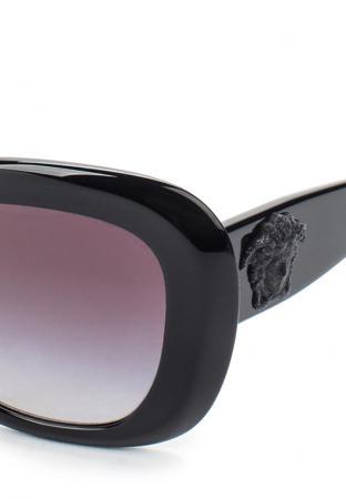 Солнцезащитные очки Versace