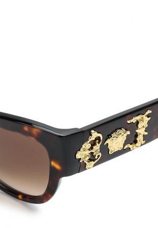 Солнцезащитные очки Versace