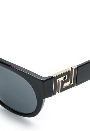 Солнцезащитные очки Versace