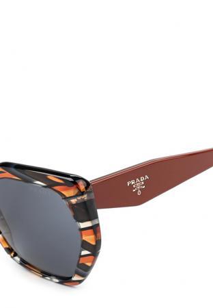 Солнцезащитные очки Prada