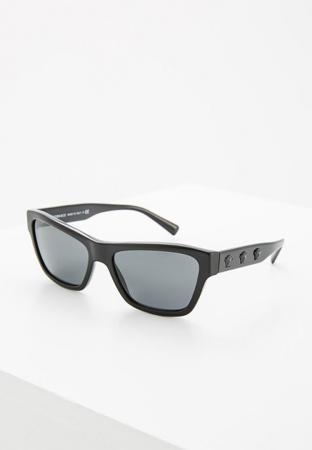 Солнцезащитные очки Versace