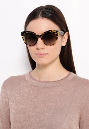 Солнцезащитные очки Miu Miu