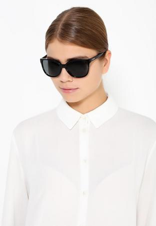 Солнцезащитные очки DKNY