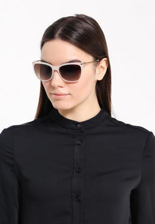 Солнцезащитные очки Emporio Armani