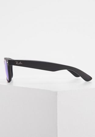 Солнцезащитные очки Ray-Ban®