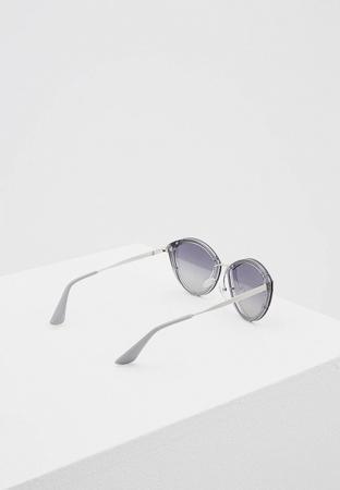 Солнцезащитные очки Prada