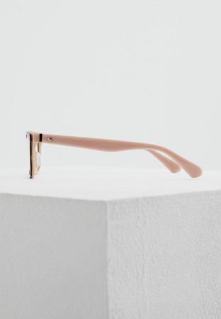 Солнцезащитные очки Kate Spade