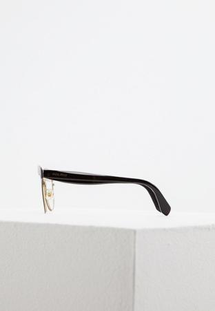 Солнцезащитные очки Miu Miu