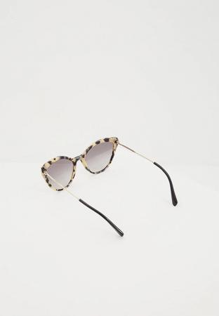 Солнцезащитные очки Miu Miu