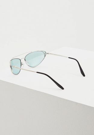 Солнцезащитные очки Prada