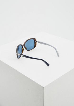 Солнцезащитные очки Prada