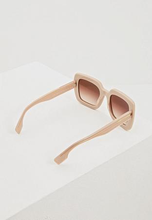 Солнцезащитные очки Burberry