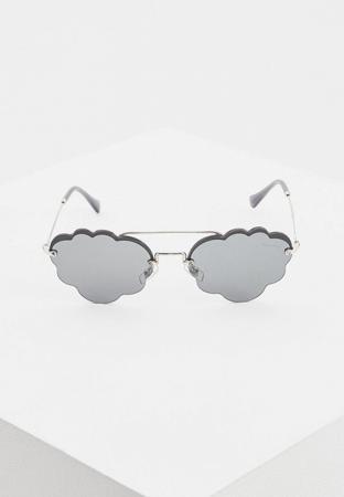Солнцезащитные очки Miu Miu