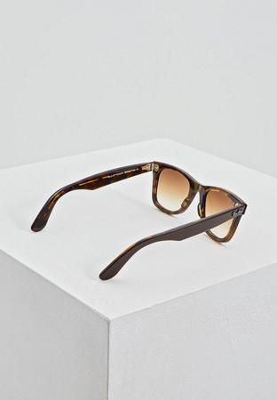 Солнцезащитные очки Ray-Ban®