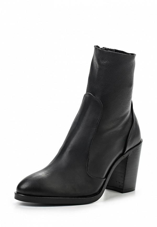 Тапки  - белый,черный цвет