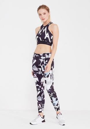 Топ Reebok
